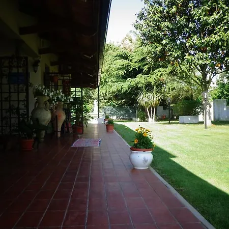 Isabella Aparthotel