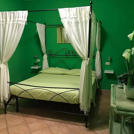 Aparthotel Isabella 2*